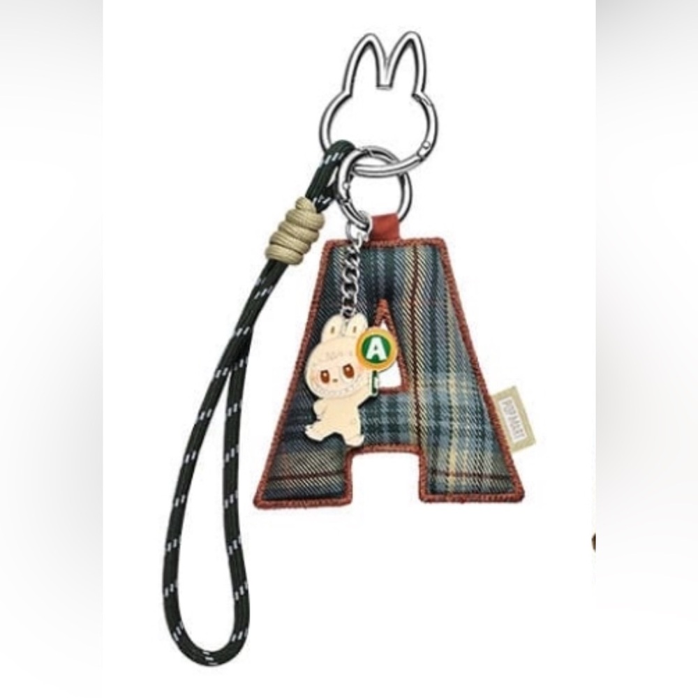 Labubu pin for love letter A